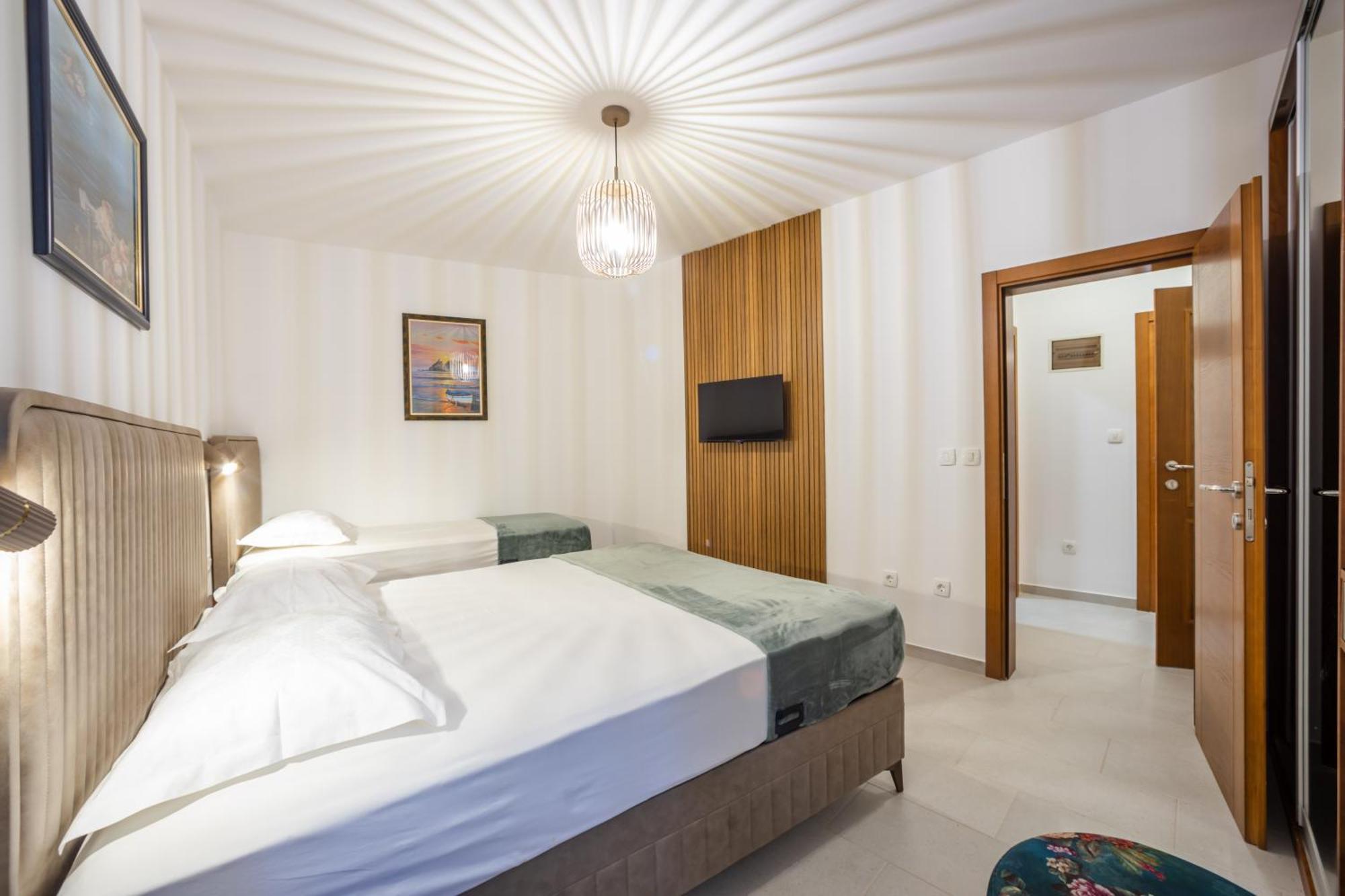 Guest House Medin Petrovac Luaran gambar